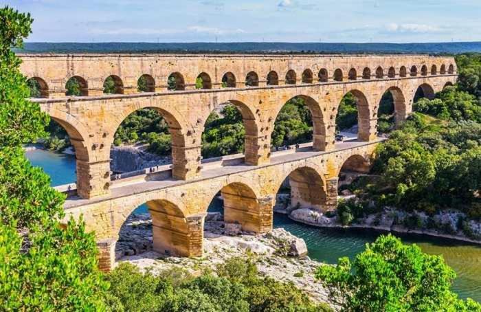 Gite En Provence Proche Avignon Sauveterre  Exteriör bild